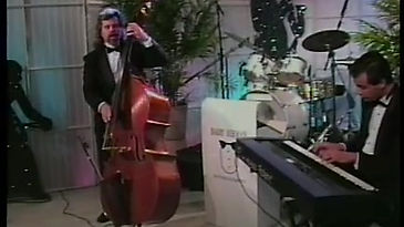 Upright bass & Keys - Just the Way You look Tonight